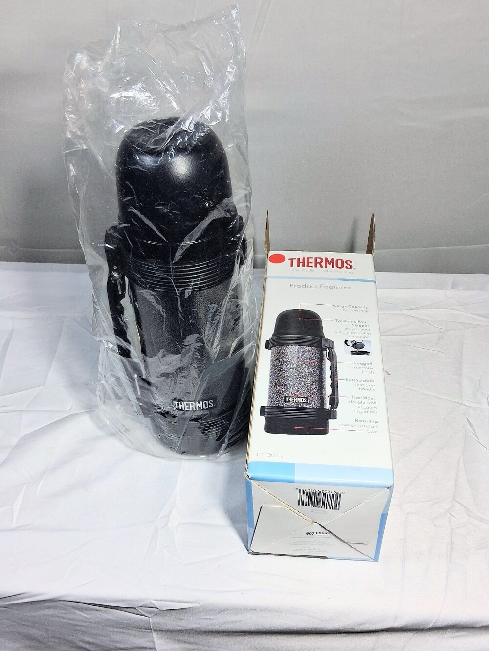 Thermos Vintage Stainless Steel 2570P Temp. Retention Vacuum Bottle in Box